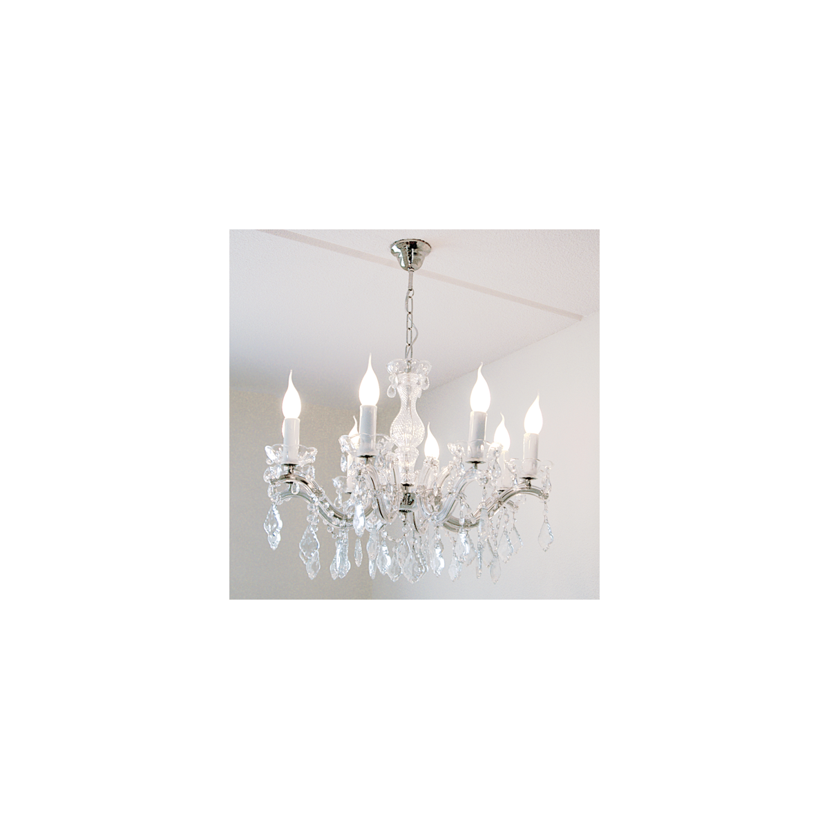 How to Clean Glass Chandeliers
